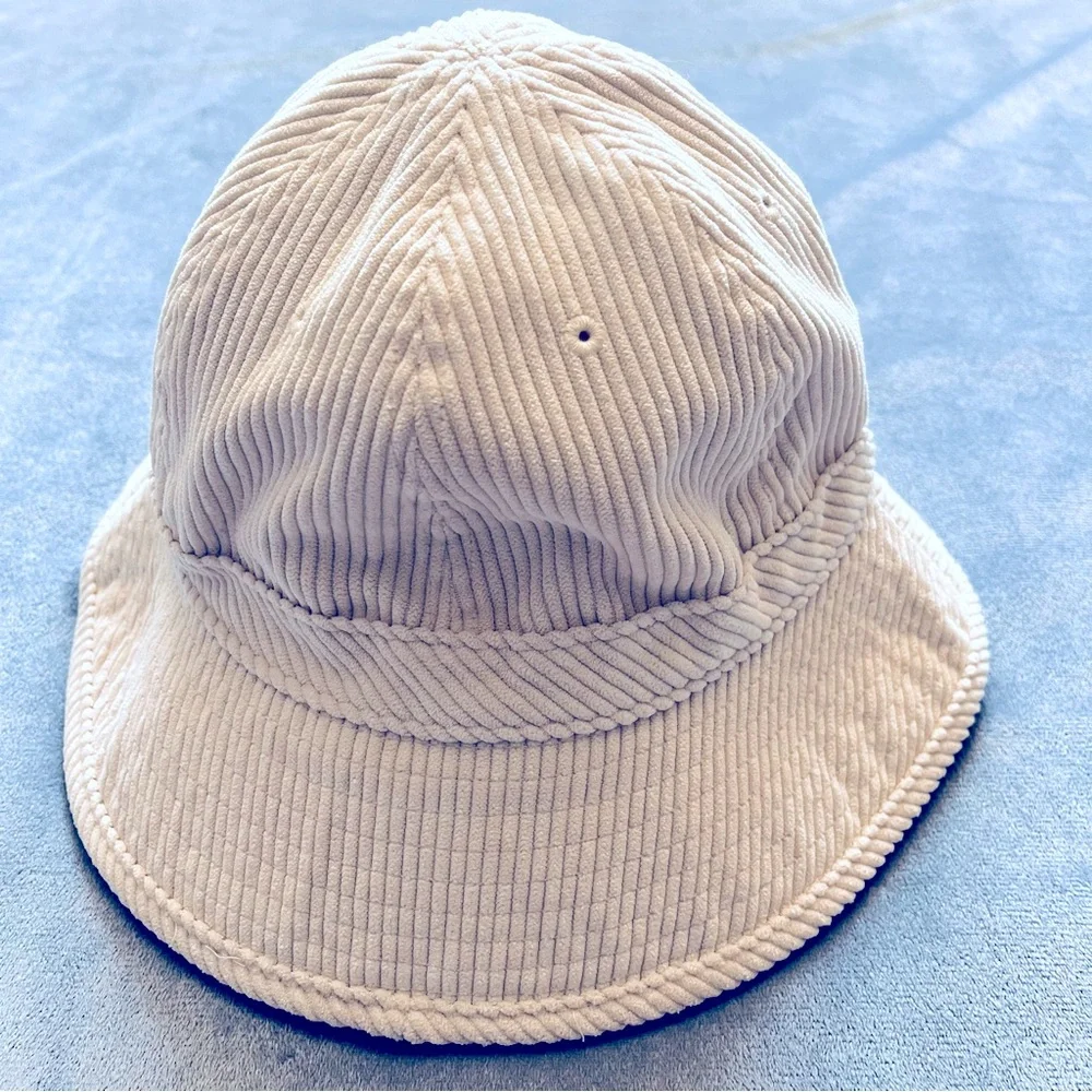 Adidas Original Adicolor Contemporary Corduroy Bucket Hat